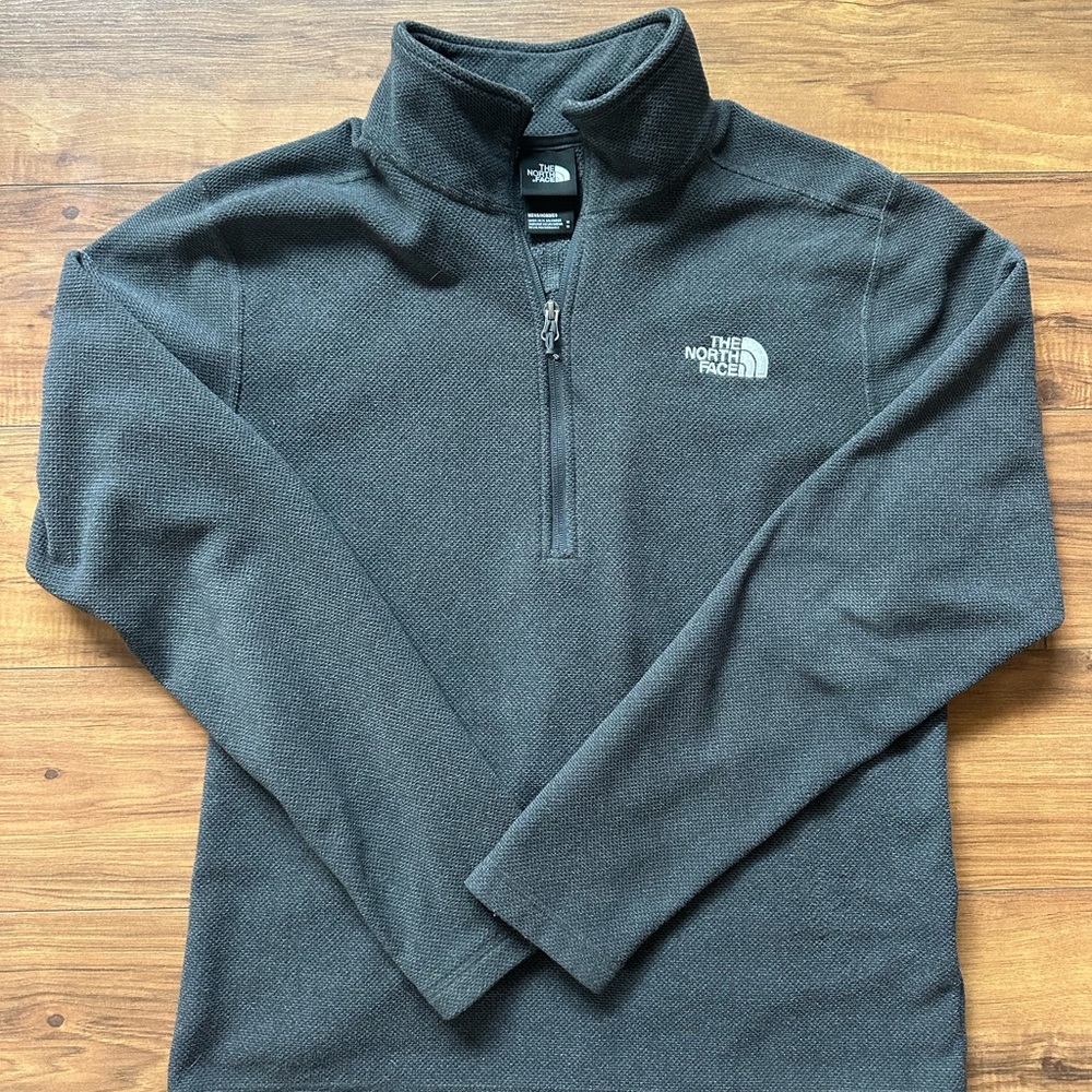 The North Face Dark Charcoal Half‑Zip Fleece Pullover Size Men’s Medium
